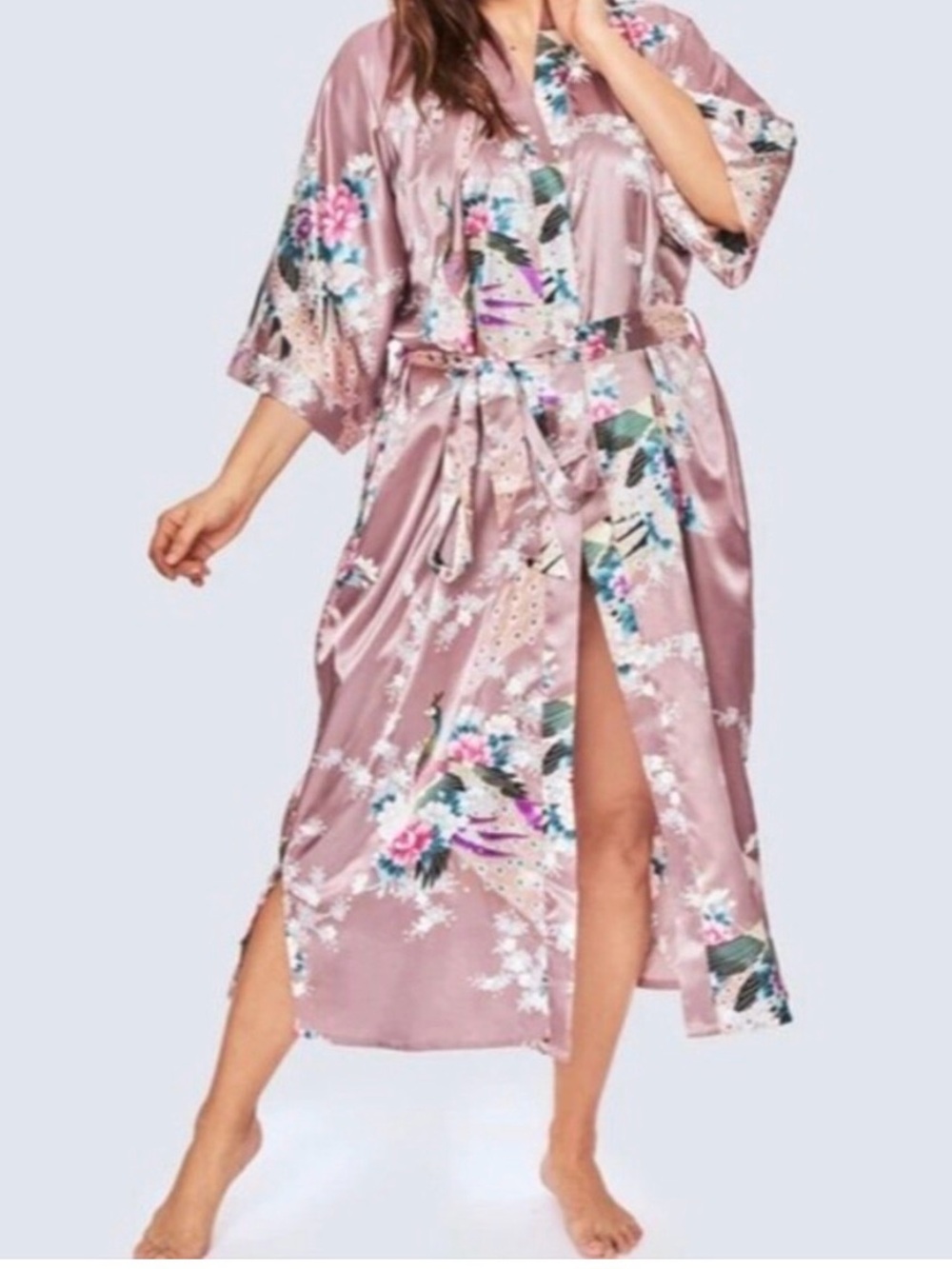 Kim + Ono Kimono Long Satin Robe Asian Boho Peacock Blossoms Tie
Belt Pink OS